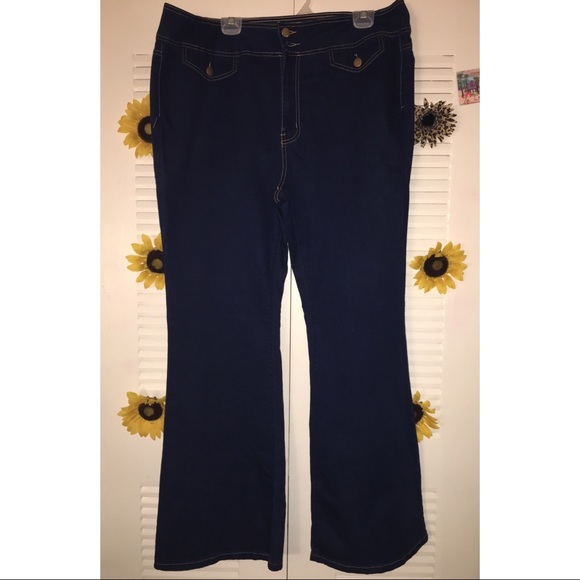 🌻 High Waist Flare Leg Jeans - Picture 6 of 6